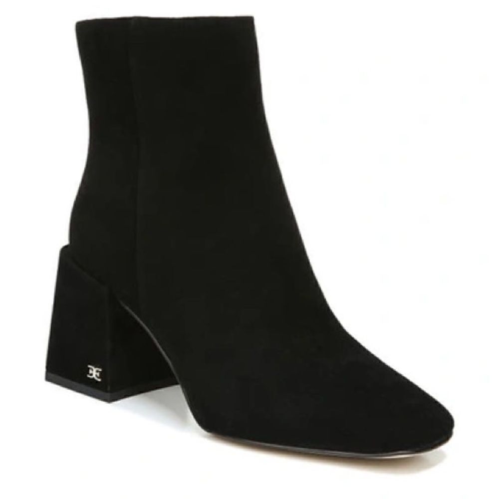 SAM EDELMAN DARUBY BOOTIE IN BLACK SUEDE Size 7